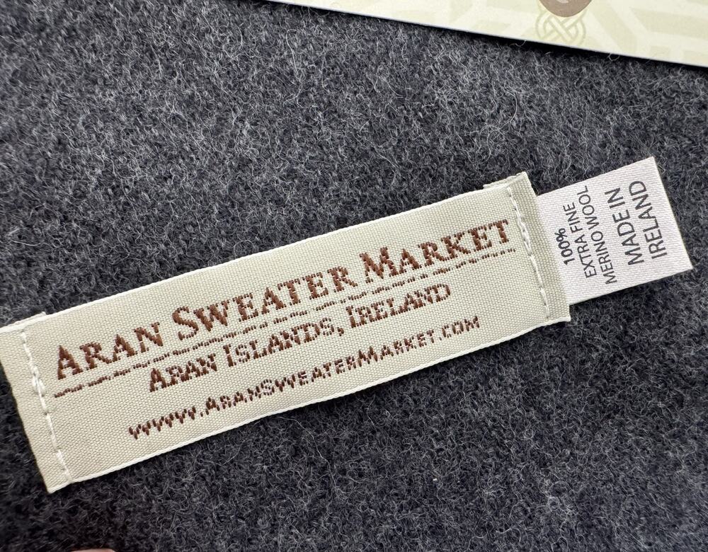 Irish 100% Wool Scarf Gray Aran Sweater Market Ireland Extrafine Merino 75" NWT